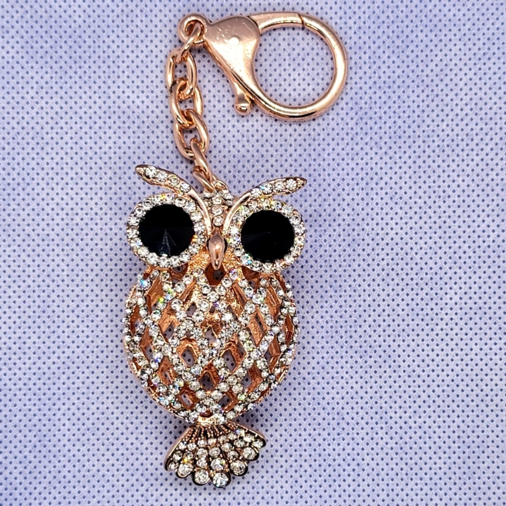 Rhinestone keychain with swivel and clasp.